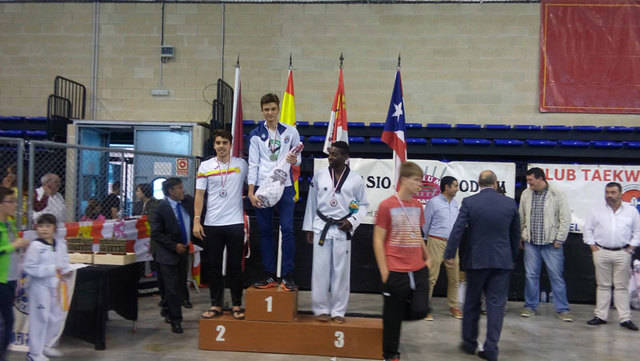 Daniel García gana el oro en taekwondo