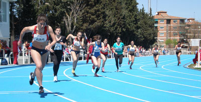 Más de 36.000 jóvenes participan de las actividades deportivas de la Diputación