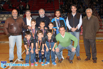 El Soliss FS Talavera homenajeó a los campeones de España en categoría benjamín