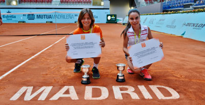 La talaverana Ángela Juárez reina en la Caja Mágica de Madrid