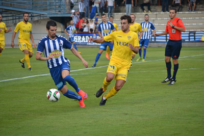 El CF Talavera sigue sin encontrar su juego pese a intentar la victoria contra el Socuéllamos