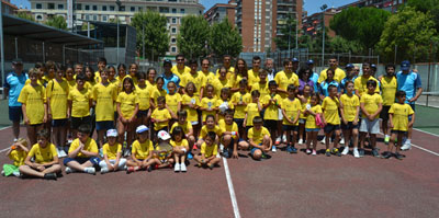 El Club de Tenis Talavera clausura la temporada con la renovación del 90% de sus alumnos