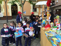 Mercadillo solidario del colegio Juan Ramón Jiménez para recaudar fondos para Afanion