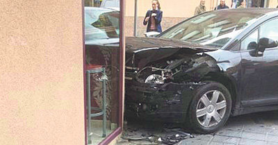 Una temeridad al volante de otro turismo provocó el accidente en Comuneros de Castilla