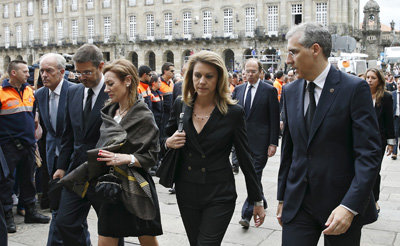 María Dolores Cospedal asiste al funeral oficial por las víctimas del accidente ferroviario de Santiago