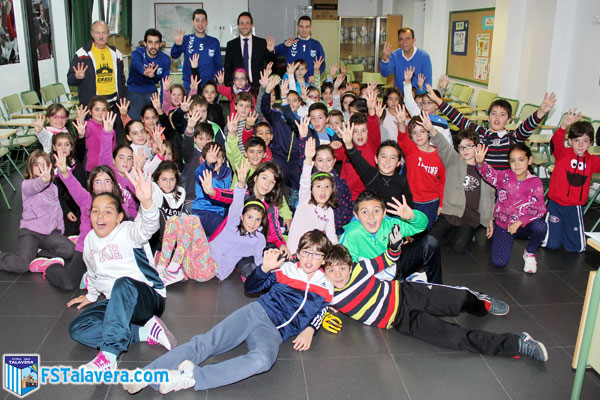 El FS Talavera lleva su iniciativa 'Aula Futsal' al colegio talaverano 'Fray Hernando'