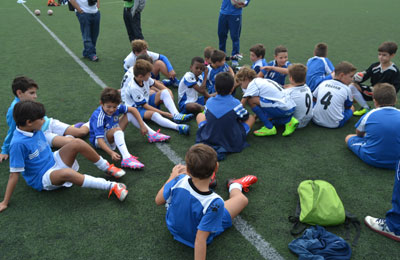 Solidaridad con Paula de la mano del mejor fútbol de las categorías inferiores