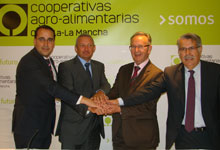 Cooperativas Agro-alimentarias y Globalcaja amplían su ámbito de colaboración