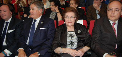 La lagarterana Pepita Alía fue homenajeada en su pueblo por una vida dedicada a los bordados