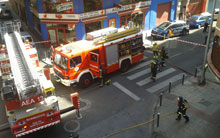 Un incendio en una cocina obliga a cortar el tráfico en el Paseo del Muelle