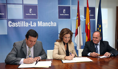 Marta García firma un convenio con la Mancomunidad de Segurilla y Cervera de Los Montes para resolver los problemas de abastecimiento de agua