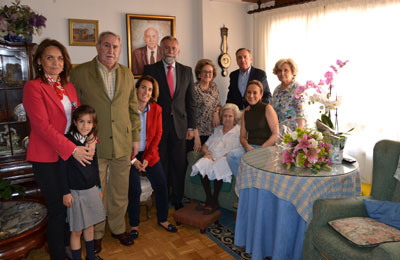 La talaverana Milagros Rodrigo García cumple 100 años rodeada de su familia