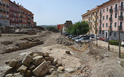 El Ayuntamiento urbanizará la calle Grisetas para crear un acceso al yacimiento de Entretorres