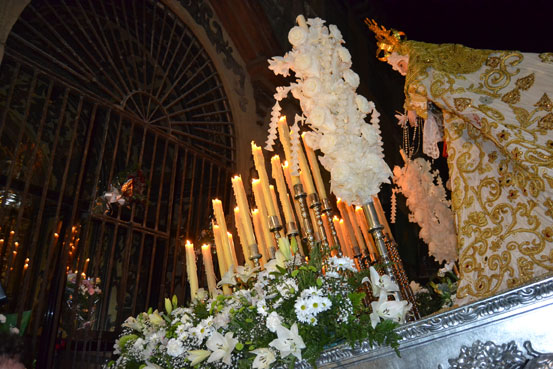 Multitudinario Santo Entierro para cerrar el Viernes Santo