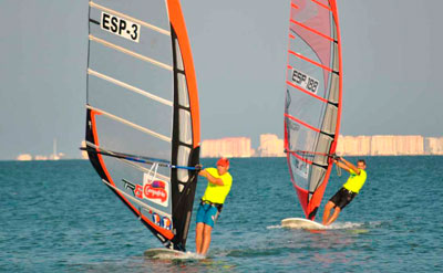 Pilar Prieto y Alfonso Tertre, ganadores en sus categorías en la Copa de España de Windsurfing