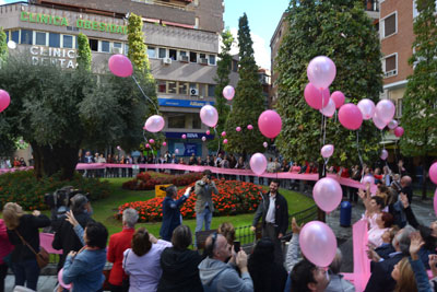 La Trinidad se vistió de color rosa con motivo del Día Mundial del Cáncer de Mama