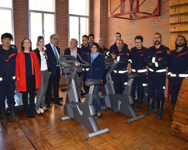 Donación del Centro Supera a los Bomberos