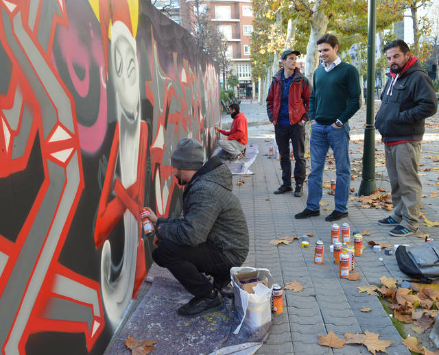 Nuevo mural grafitero en el Paseo de los Arqueros