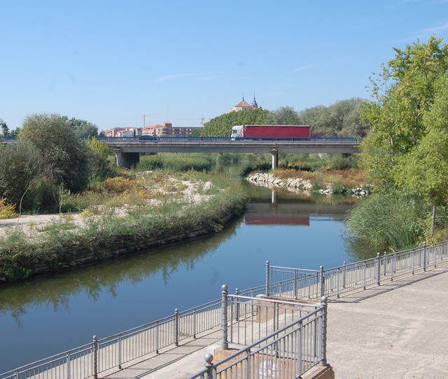 PSOE no quiere demoras en el Puente del Príncipe