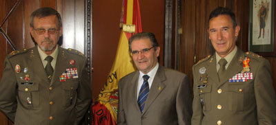 Caja Rural Castilla-La Mancha asiste a la inauguración del Curso Escolar en la Academia de Infantería de Toledo