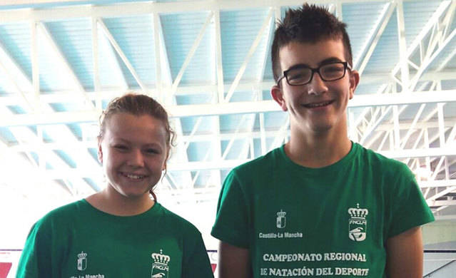 Javier y Vera brillan en el regional de natación