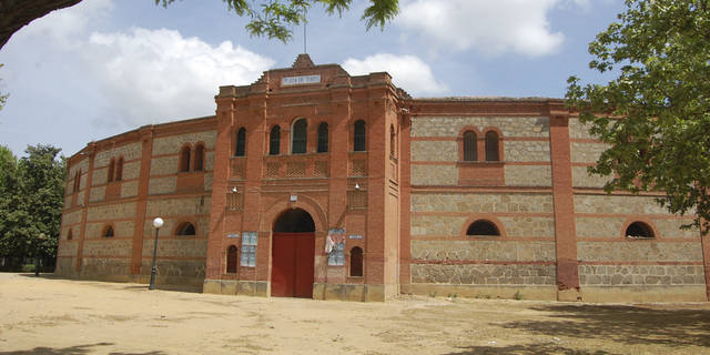 El PSOE ve “lagunas legales” en el expediente de la Plaza de Toros