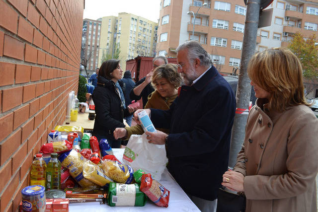 La Milagrosa celebra sus migas solidarias