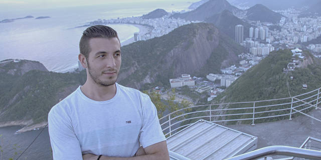 Un joven surfero talaverano que se enamoró de Río de Janeiro