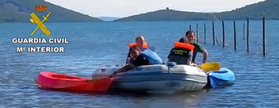 La Guardia Civil rescata a once personas en el embalse de la Torre de Abraham