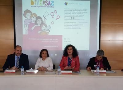 CLM defiende que la fortaleza de las mujeres reside en "ser diversas y estar unidas" en la lucha por la igualdad