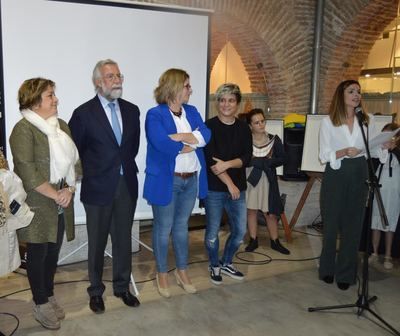 TEA Talavera y Valeria Cassina presentan el Calendario Solidario 2019