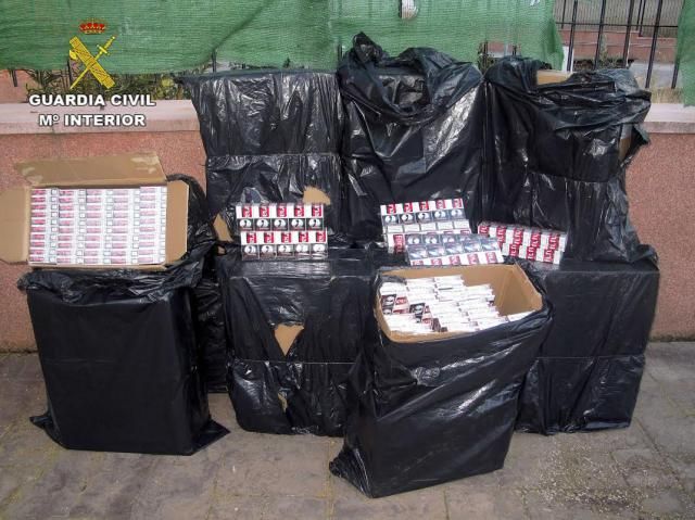 La Guardia Civil incauta 6.500 cajetillas de tabaco de contrabando en la A-4