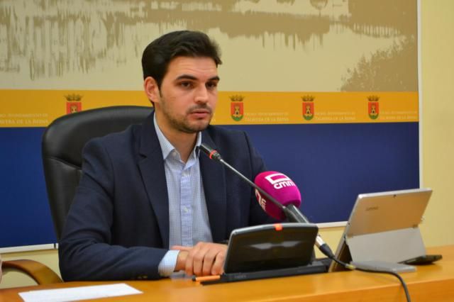 Santiago Serrano Godoy en rueda de prensa / Archivo