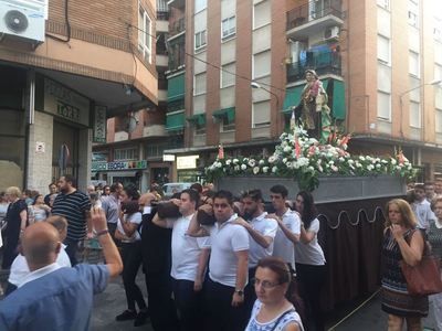 Multitudinaria procesión de la Virgen del Carmen en Talavera