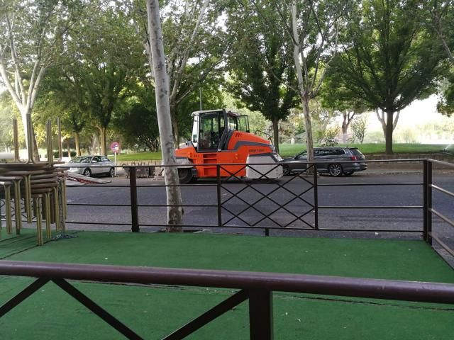 El Ayuntamiento agiliza las obras de pavimentación ante la proximidad de la Vuelta Ciclista