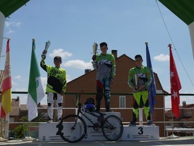 Fantásticos resultados para los pilotos del club BMX Los Pinos