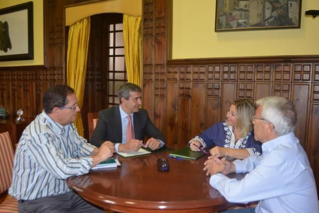 Firma del acuerdo de colaboración entre la Diputación de Toledo y PRETOX