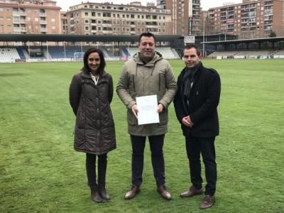 La Diputación firma con el CF Talavera un convenio de colaboración de 20.000 euros