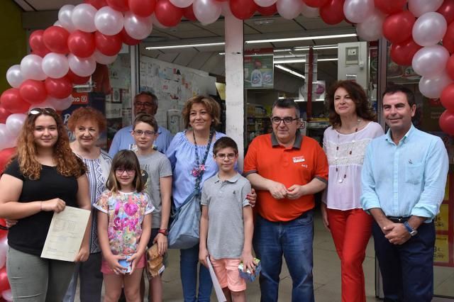 El comercio de Talavera que premia a los alumnos por sus buenas notas