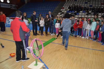 Organizan talleres en Talavera para concienciar a los alumnos en el Día Internacional de la Discapacidad