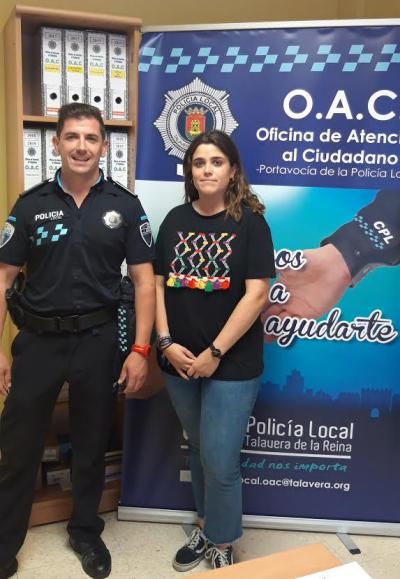 Una alumna de Criminología de la Universidad de Alicante, de prácticas en la Policia Local