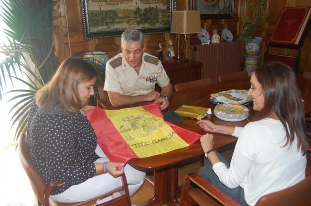 Tita García se reúne con el delegado Defensa en CLM