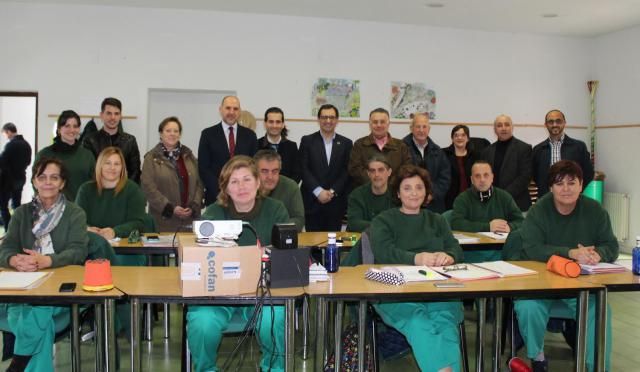 Visita al alumnado del programa RECUAL ‘Cabeza del oso II´ en El Real de San Vicente