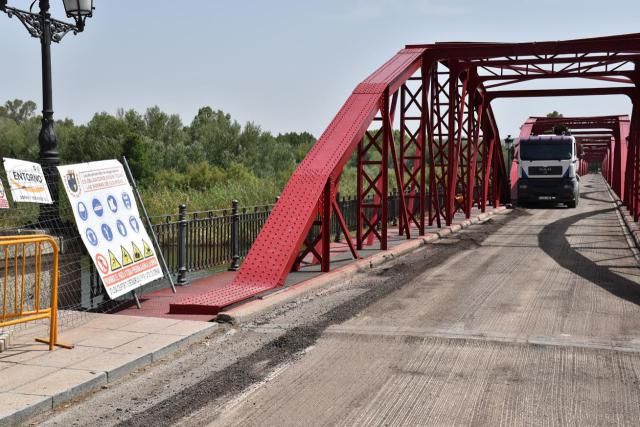 TALAVERA | Continúan las obras en el Puente de Hierro