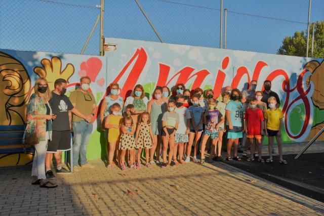 Un mural en el barrio de Santa María dedicado la infancia y a la juventud