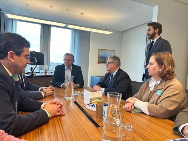 La presidenta de la Diputación de Toledo apoya en Bruselas al sector primario