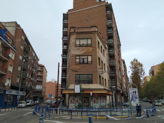 El Ayuntamiento demolerá el edificio junto a Plaza de España