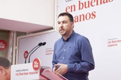 El PSOE denuncia que Núñez "ha dado 3 versiones" en menos de una semana por el cobro del kilometraje