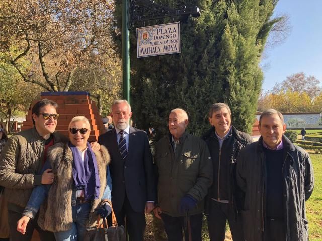 Inaugurada la Plaza 'Machaca Moya' en los Jardines del Prado