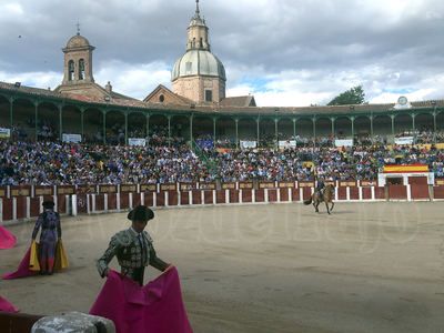 Triunfo de Diego Ventura ante un público que se acercó al lleno en La Caprichosa (GALERIA DE FOTOS)